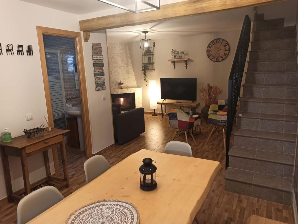 Vila La Casa De La Abuela Desi Casavieja Exteriér fotografie