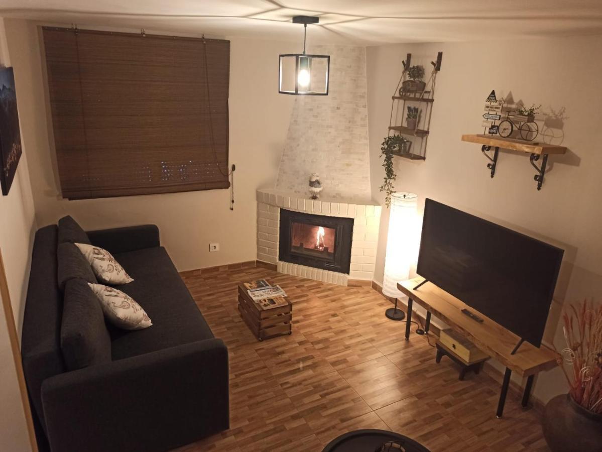 Vila La Casa De La Abuela Desi Casavieja Exteriér fotografie